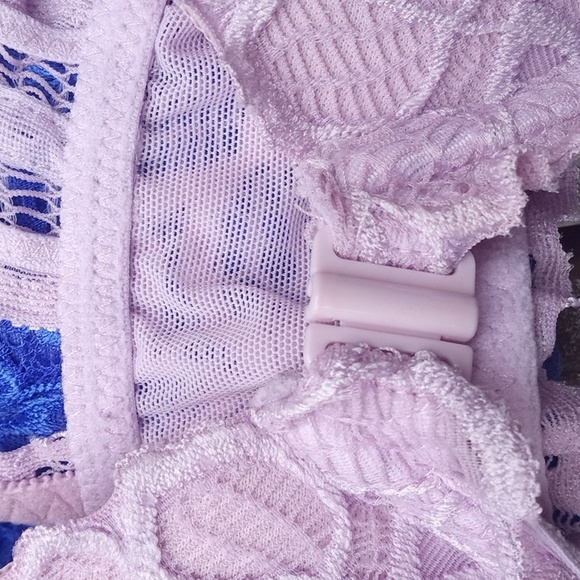 4 VICTORIA SECRET BRAS SIZE 32B - Picture 7 of 9